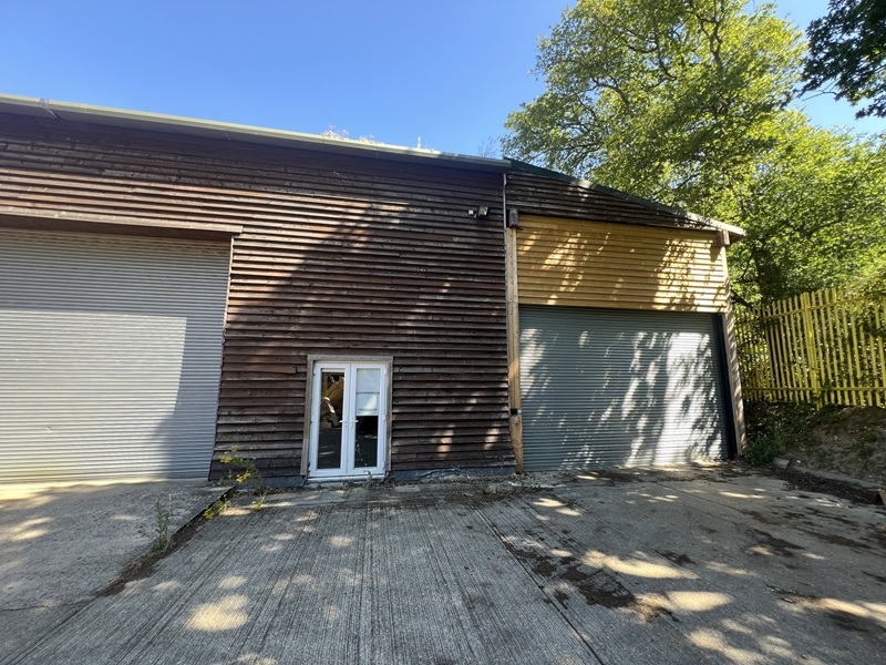 Rural warehouse letting 